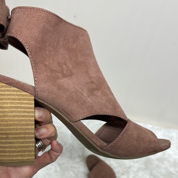 LC Lauren Conrad Dusty Rose Peep-Toe Heels - Picture 4 of 12